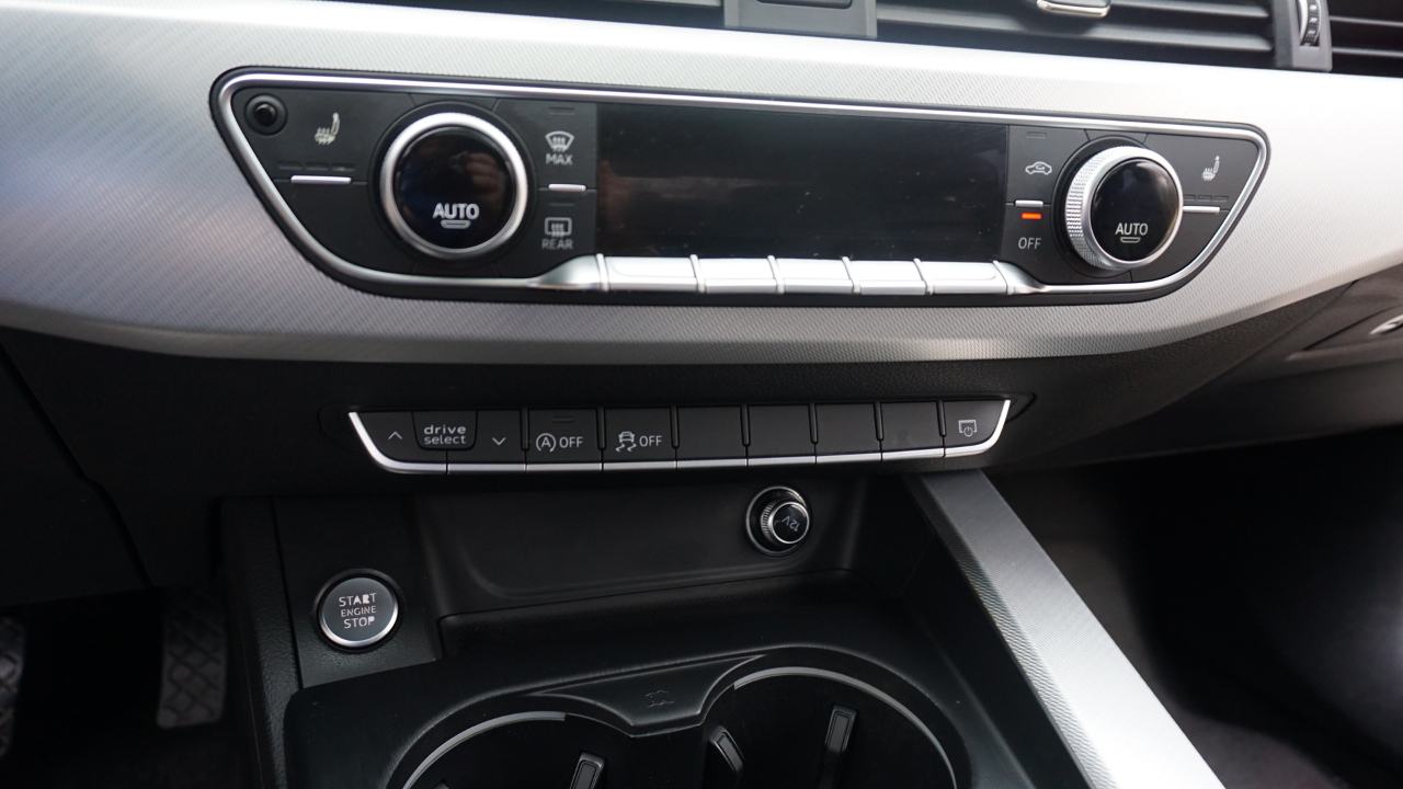 Audi A4 2.0 TFSI Auto Premium quattro AWD 2017