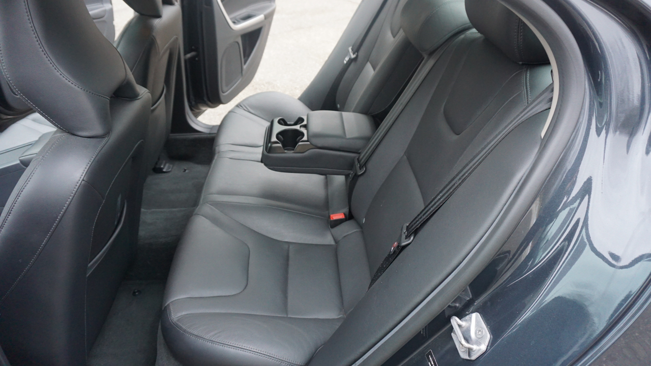 Volvo S60 4dr Sdn T5 Premier AWD 2015