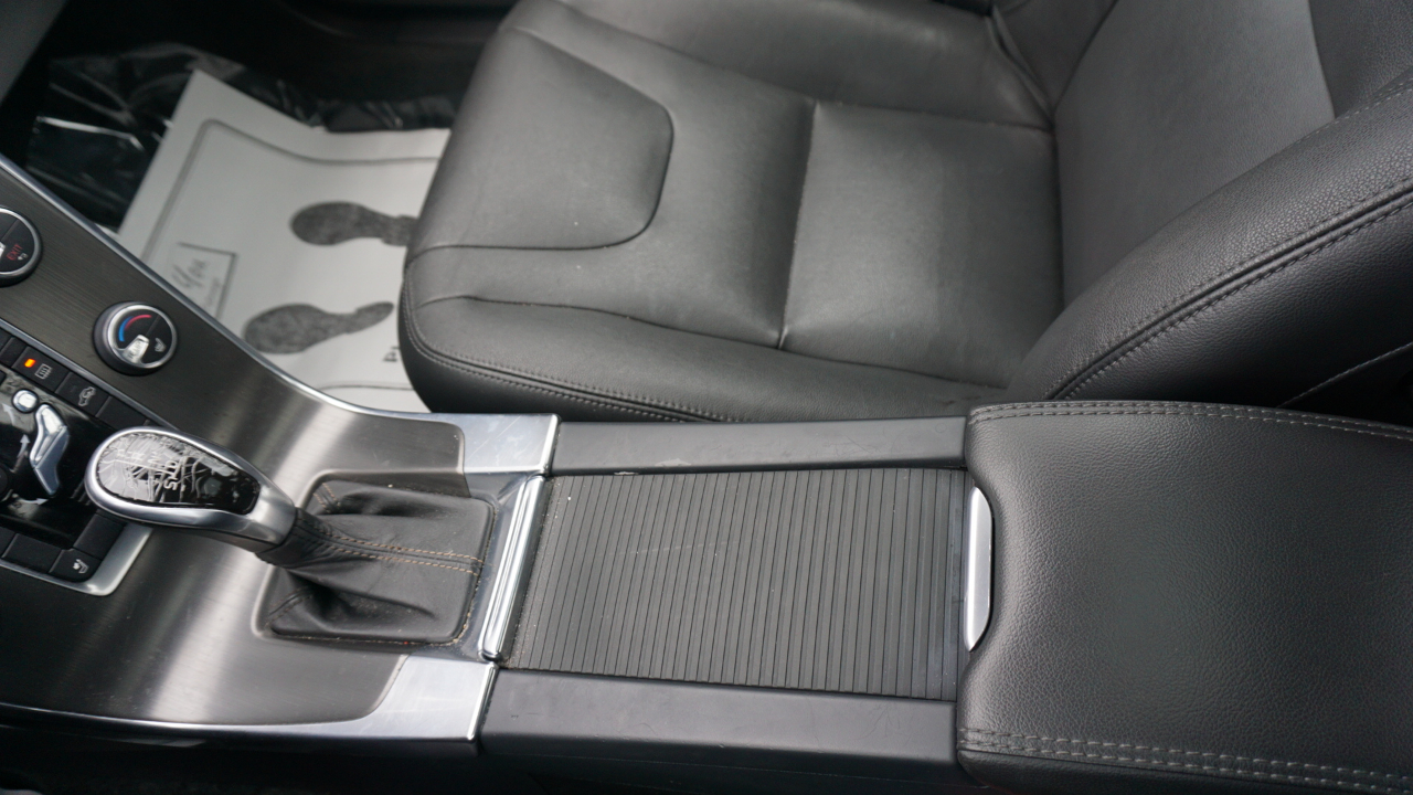 Volvo S60 4dr Sdn T5 Premier AWD 2015