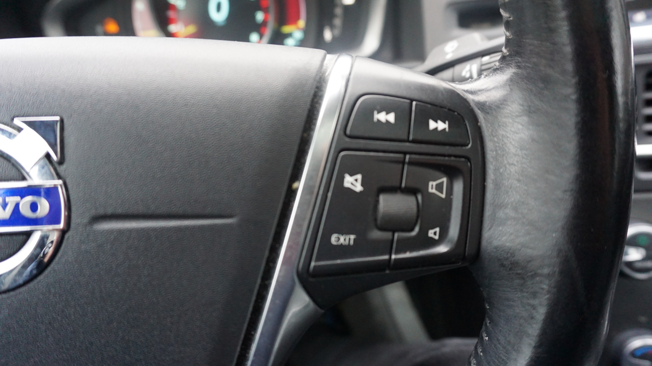 Volvo S60 4dr Sdn T5 Premier AWD 2015