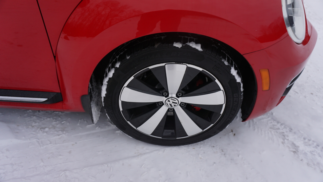 Volkswagen Beetle Convertible 2dr DSG 2.0T PZEV 2013