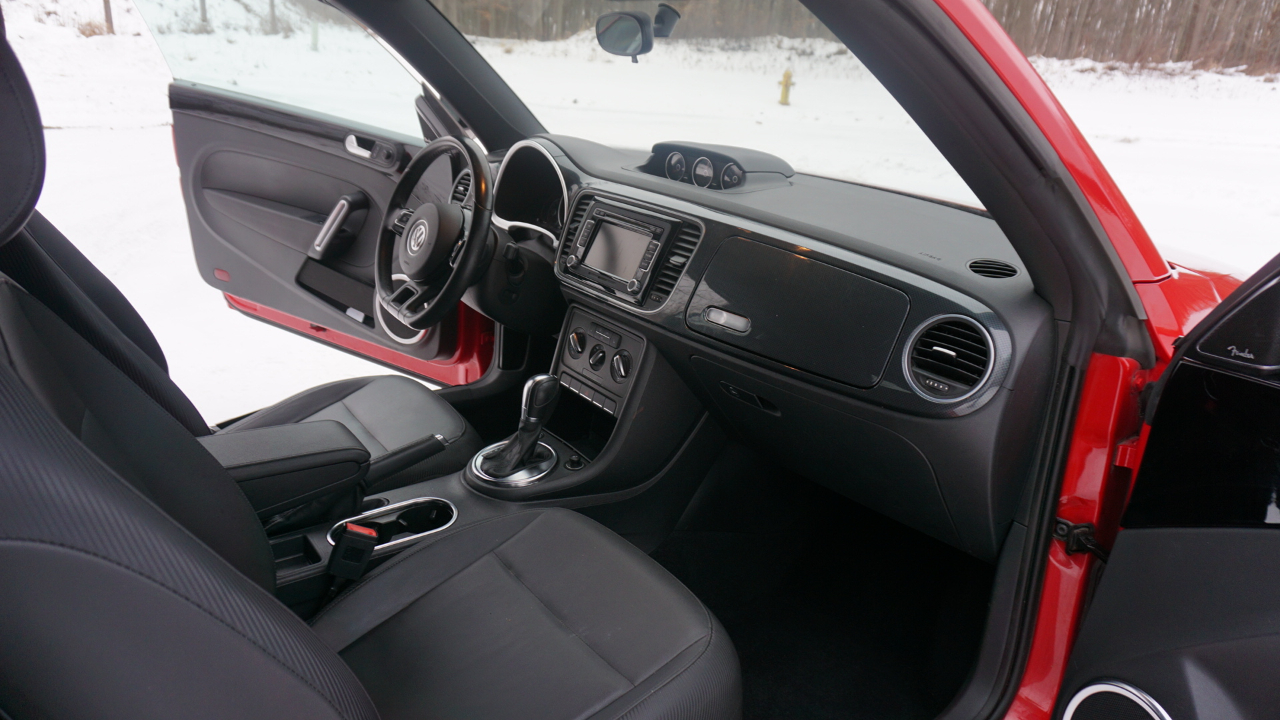 Volkswagen Beetle Convertible 2dr DSG 2.0T PZEV 2013