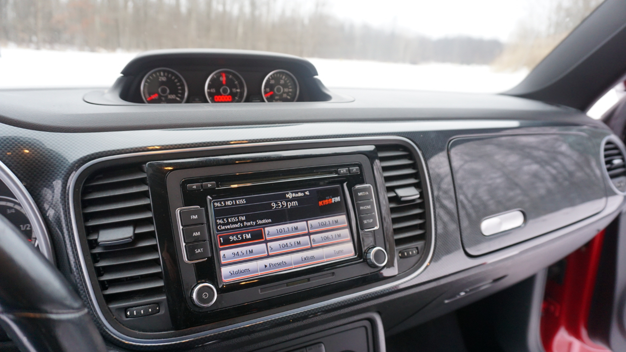 Volkswagen Beetle Convertible 2dr DSG 2.0T PZEV 2013