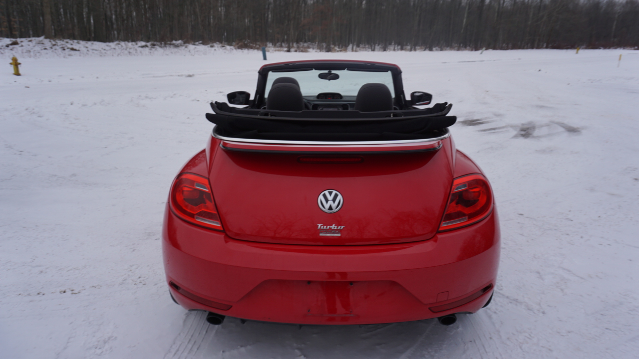 Volkswagen Beetle Convertible 2dr DSG 2.0T PZEV 2013