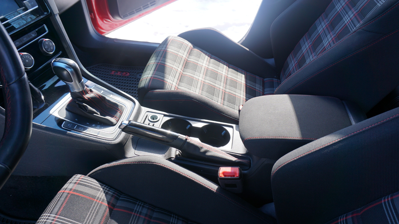 Volkswagen Golf GTI 2.0T S DSG 2019