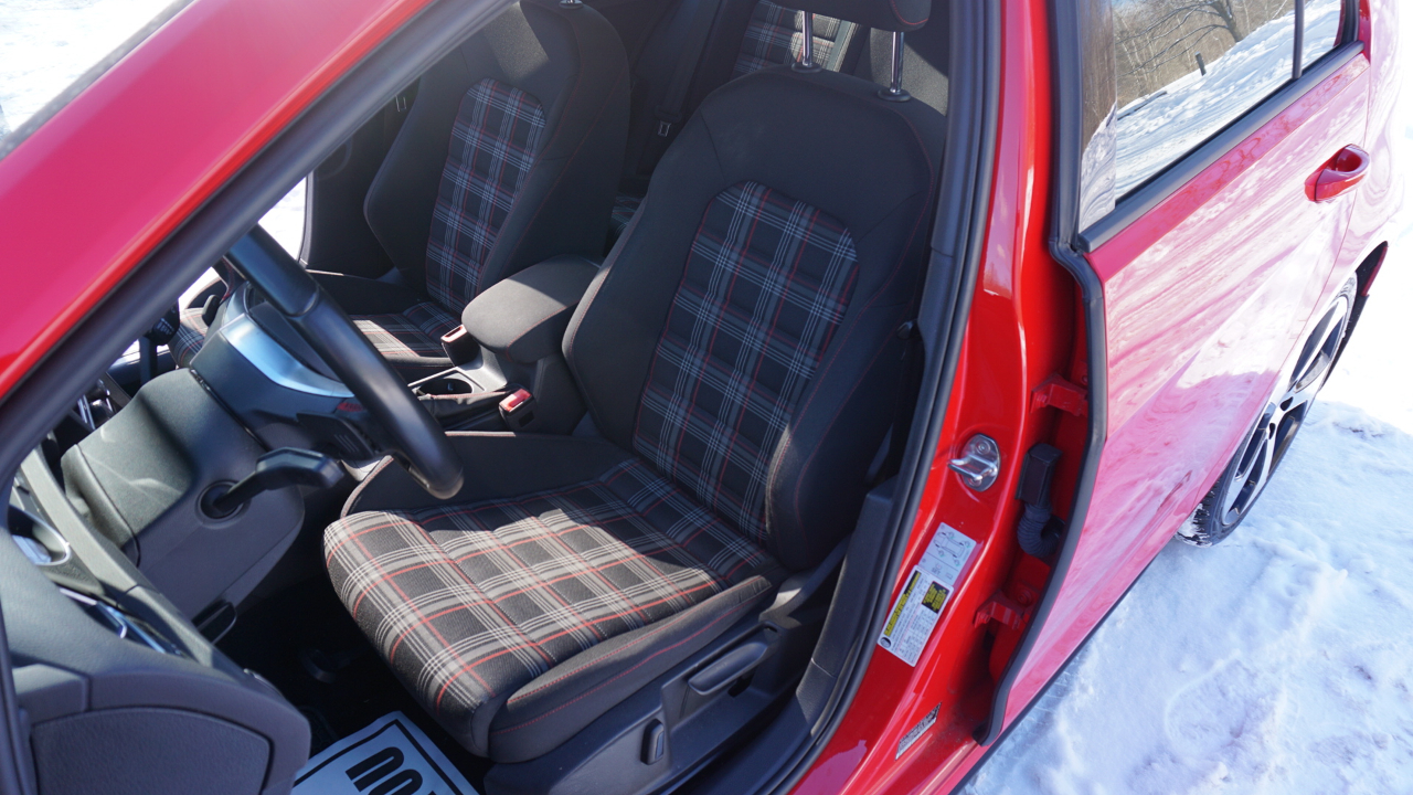 Volkswagen Golf GTI 2.0T S DSG 2019