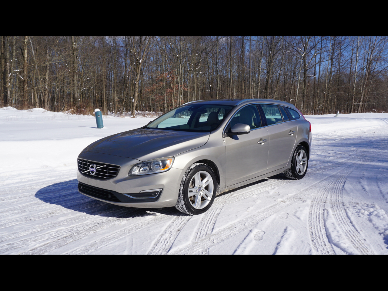 Volvo V60 2015.5 4dr Wgn T5 Premier AWD 2015