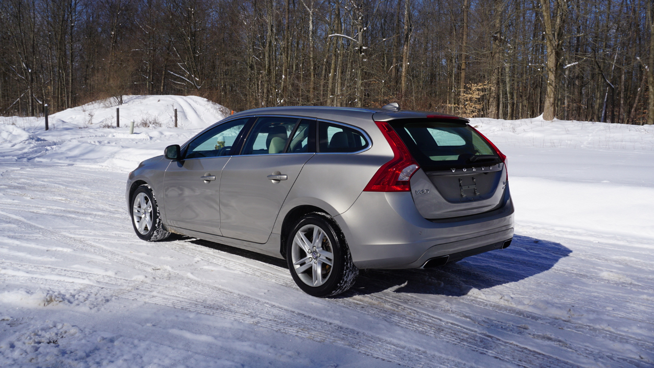 Volvo V60 2015.5 4dr Wgn T5 Premier AWD 2015