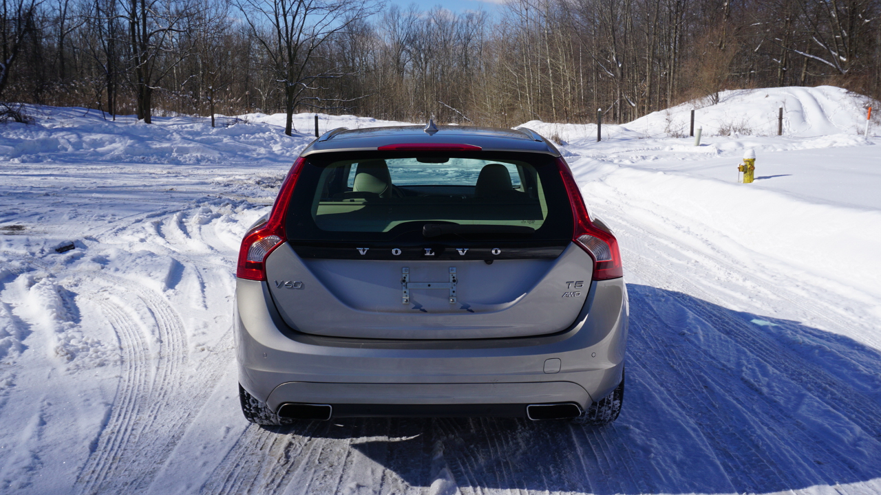 Volvo V60 2015.5 4dr Wgn T5 Premier AWD 2015