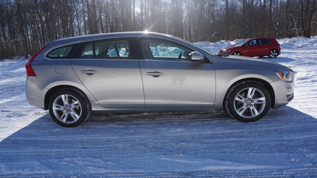 Volvo V60 2015.5 4dr Wgn T5 Premier AWD 2015