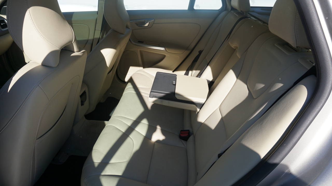 Volvo V60 2015.5 4dr Wgn T5 Premier AWD 2015