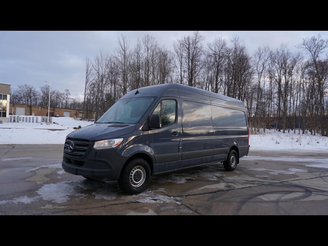 Mercedes-Benz Sprinter Van 2500 High Roof V6 170" RWD 2019