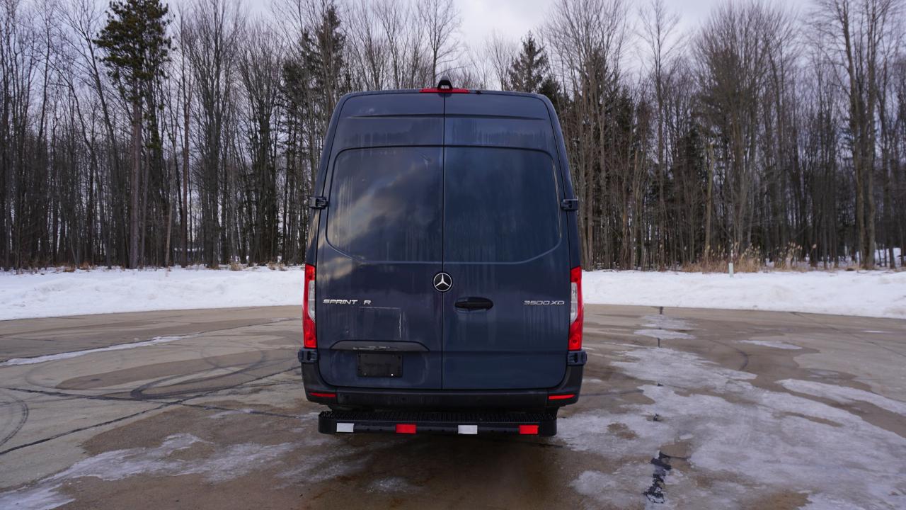 Mercedes-Benz Sprinter Van 2500 High Roof V6 170" RWD 2019