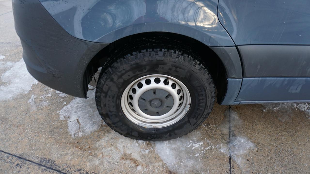 Mercedes-Benz Sprinter Van 2500 High Roof V6 170" RWD 2019