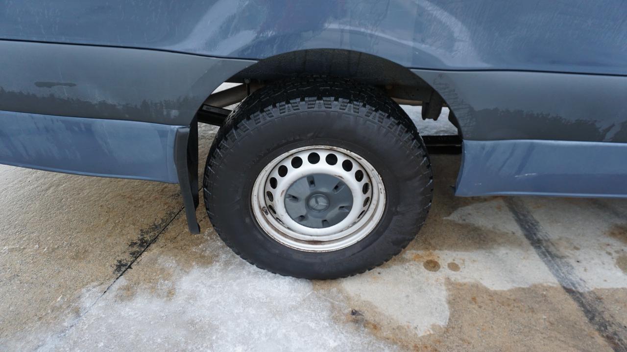 Mercedes-Benz Sprinter Van 2500 High Roof V6 170" RWD 2019