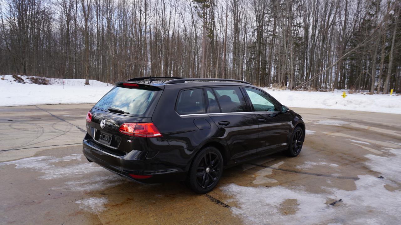 Volkswagen Golf SportWagen 4dr Auto TSI S 2016