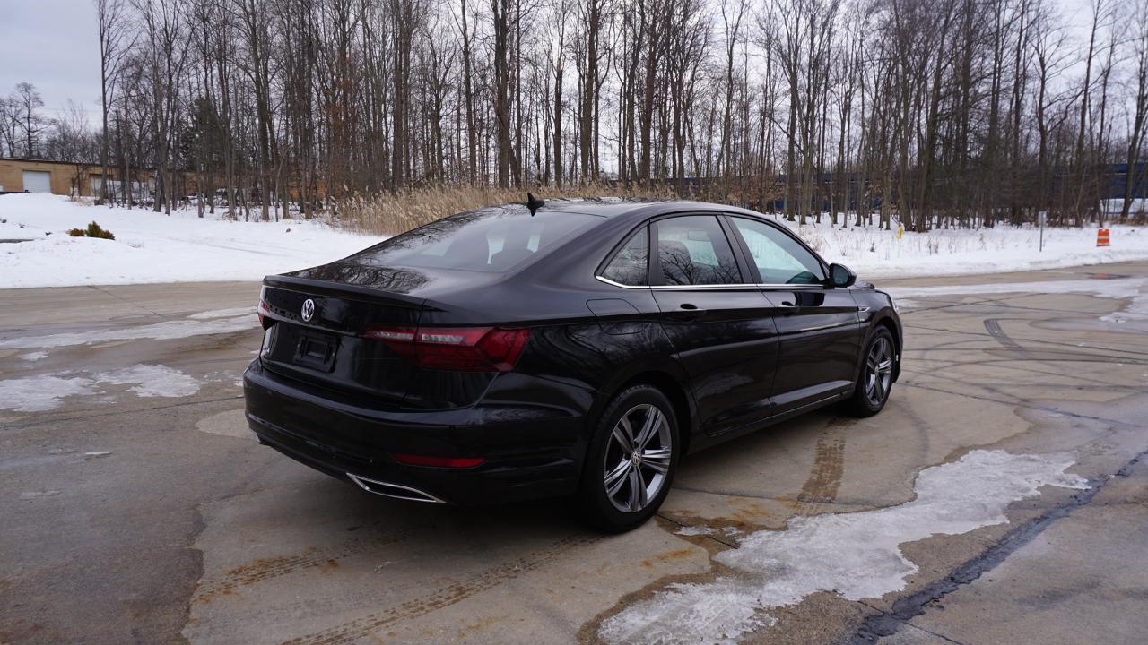 Volkswagen Jetta R-Line Auto w/SULEV 2020