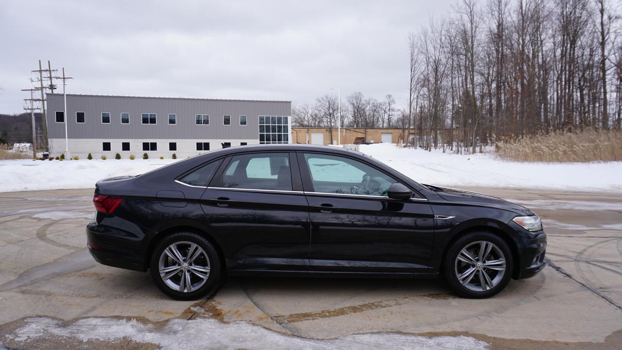 Volkswagen Jetta R-Line Auto w/SULEV 2020