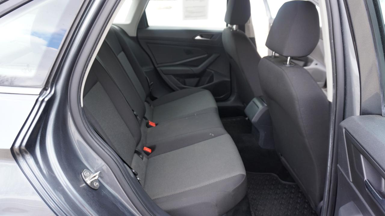 Volkswagen Jetta S 4D Sedan 2019