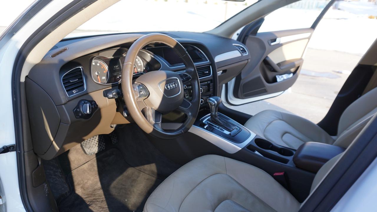Audi A4 4dr Sdn Auto quattro 2.0T Premium 2013