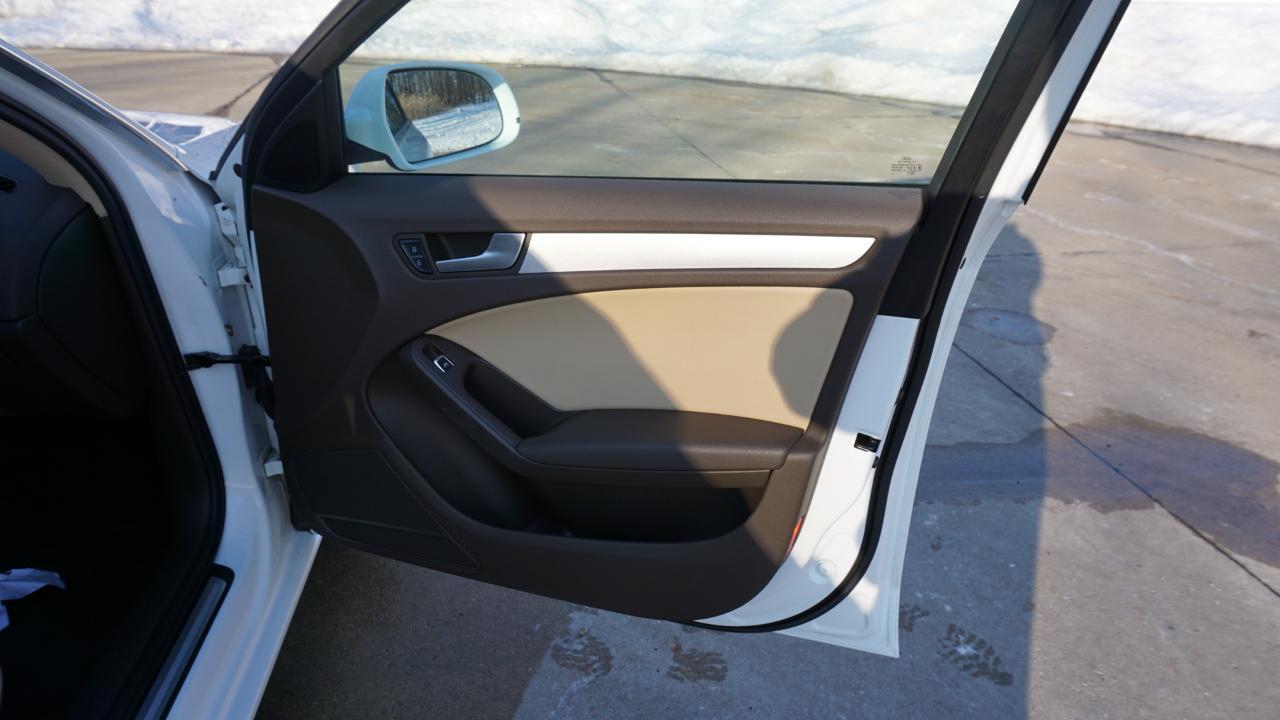 Audi A4 4dr Sdn Auto quattro 2.0T Premium 2013