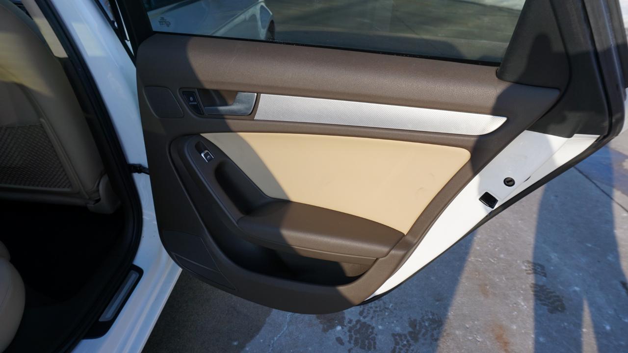 Audi A4 4dr Sdn Auto quattro 2.0T Premium 2013