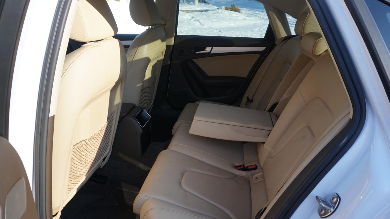 Audi A4 4dr Sdn Auto quattro 2.0T Premium 2013