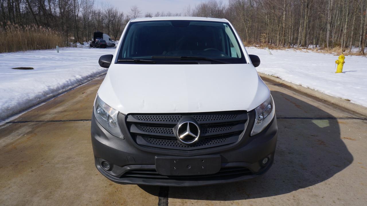 Mercedes-Benz Metris Cargo Van Standard Roof 126" Wheelbase 2020
