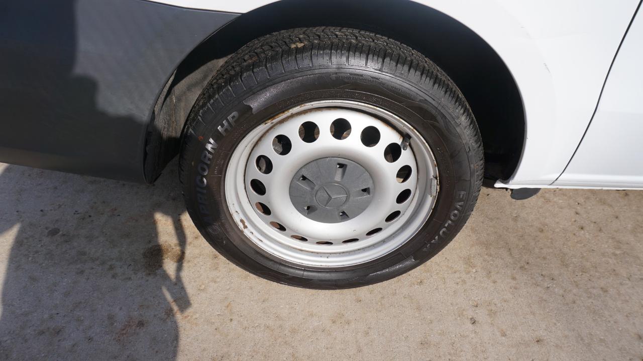 Mercedes-Benz Metris Cargo Van Standard Roof 126" Wheelbase 2020