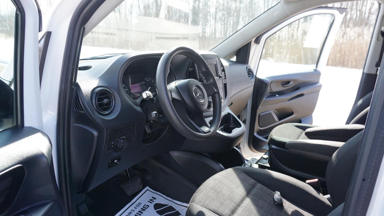 Mercedes-Benz Metris Cargo Van Standard Roof 126" Wheelbase 2020