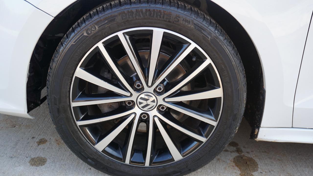 Volkswagen Jetta Sedan 4dr Auto 1.8T Sport PZEV 2016