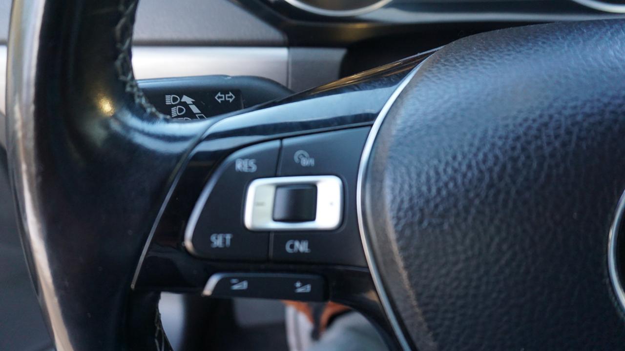 Volkswagen Jetta Sedan 4dr Auto 1.8T Sport PZEV 2016