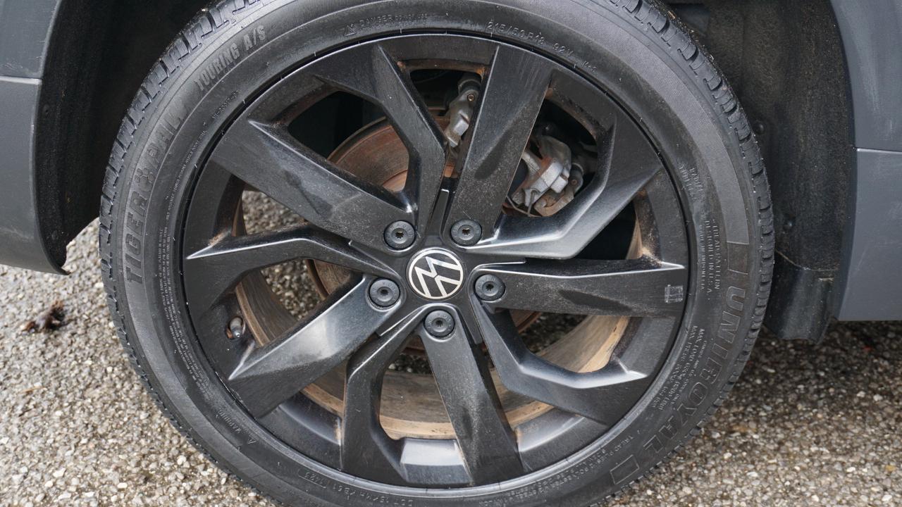 Volkswagen Taos SEL FWD 2022