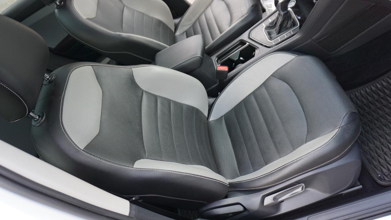 Volkswagen Taos SEL FWD 2022