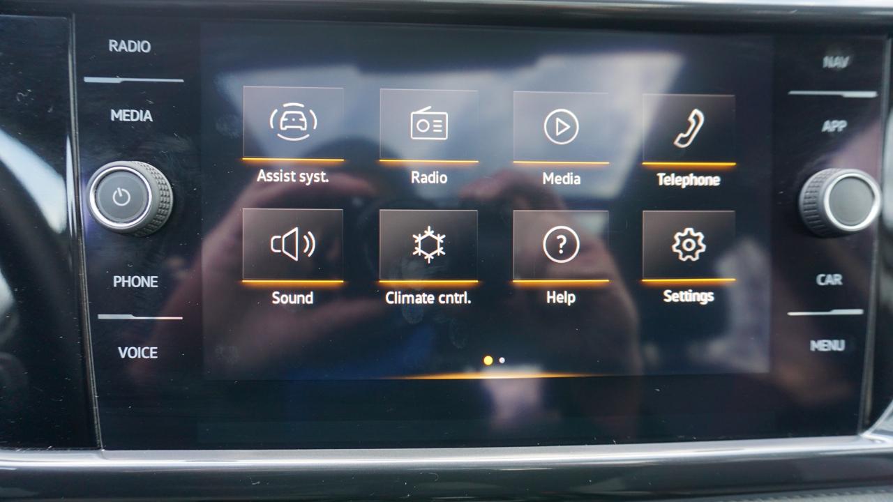 Volkswagen Taos SEL FWD 2022