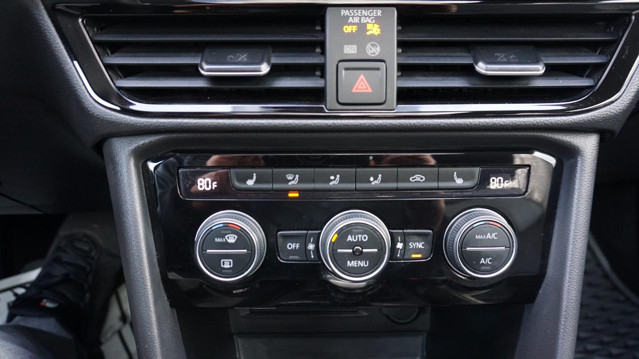 Volkswagen Taos SEL FWD 2022