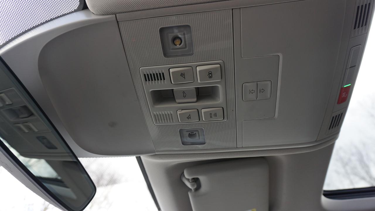 Volkswagen Taos SEL FWD 2022