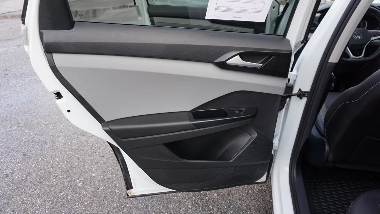 Volkswagen Taos SEL FWD 2022