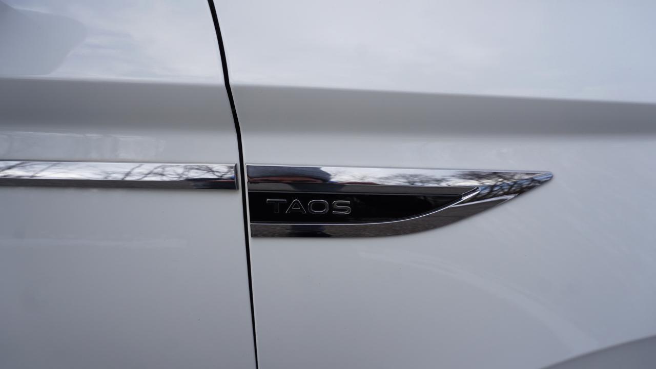 Volkswagen Taos SEL FWD 2022