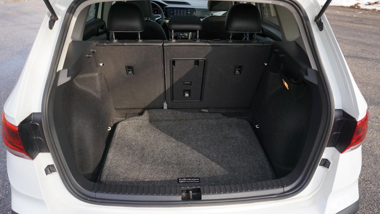 Volkswagen Taos SEL FWD 2022