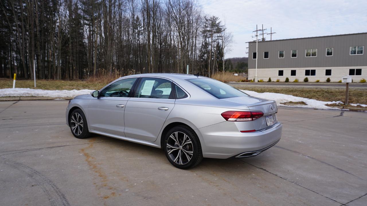 Volkswagen Passat 2.0T SE Auto 2021
