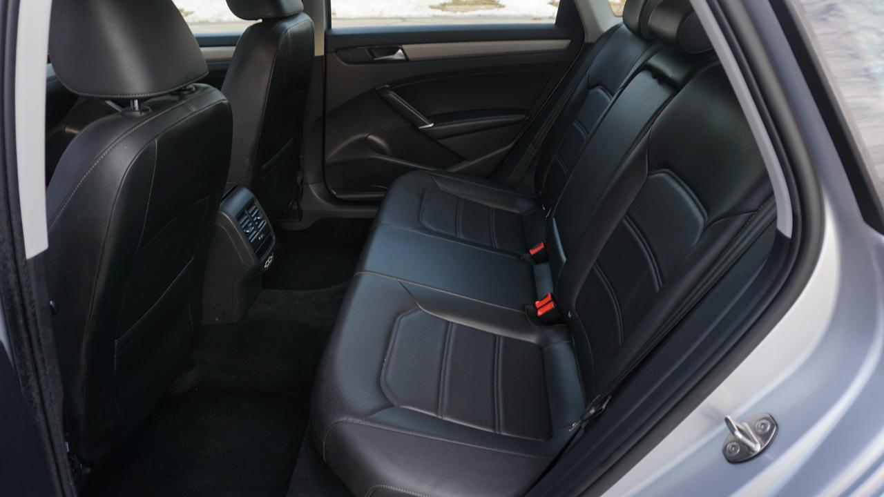 Volkswagen Passat 2.0T SE Auto 2021