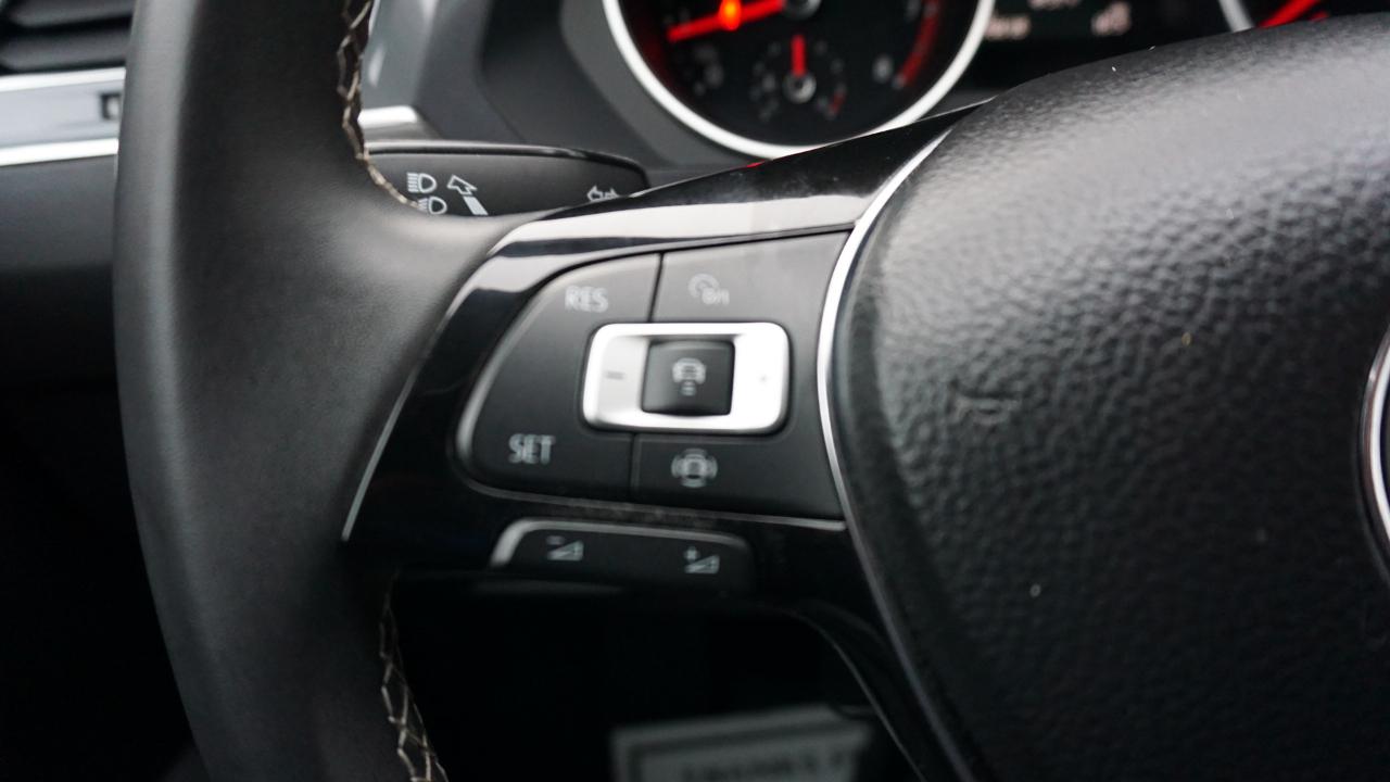 Volkswagen Tiguan 2.0T SE R-Line Black FWD 2021