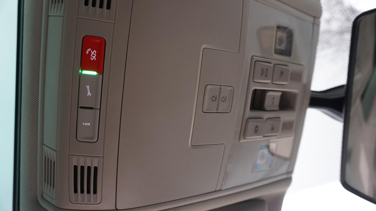 Volkswagen Tiguan 2.0T SE R-Line Black FWD 2021