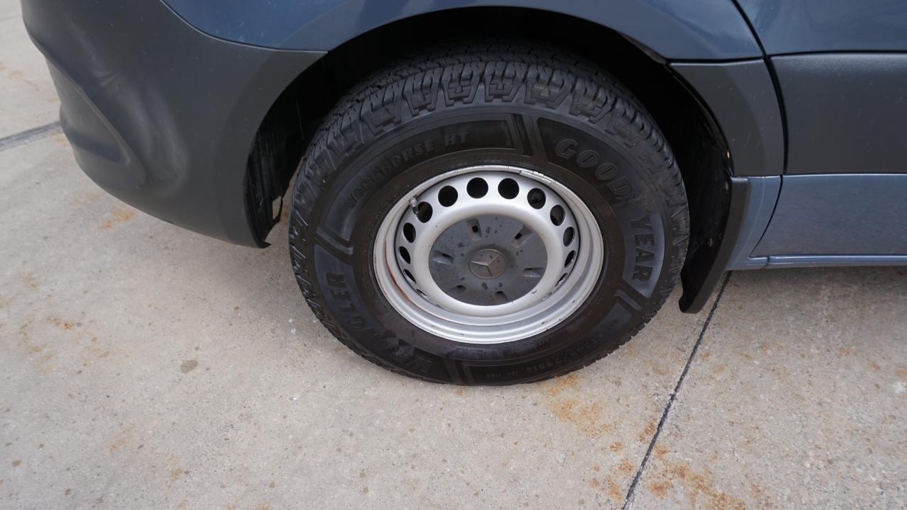 Mercedes-Benz Sprinter Van 2500 High Roof V6 170" RWD 2019