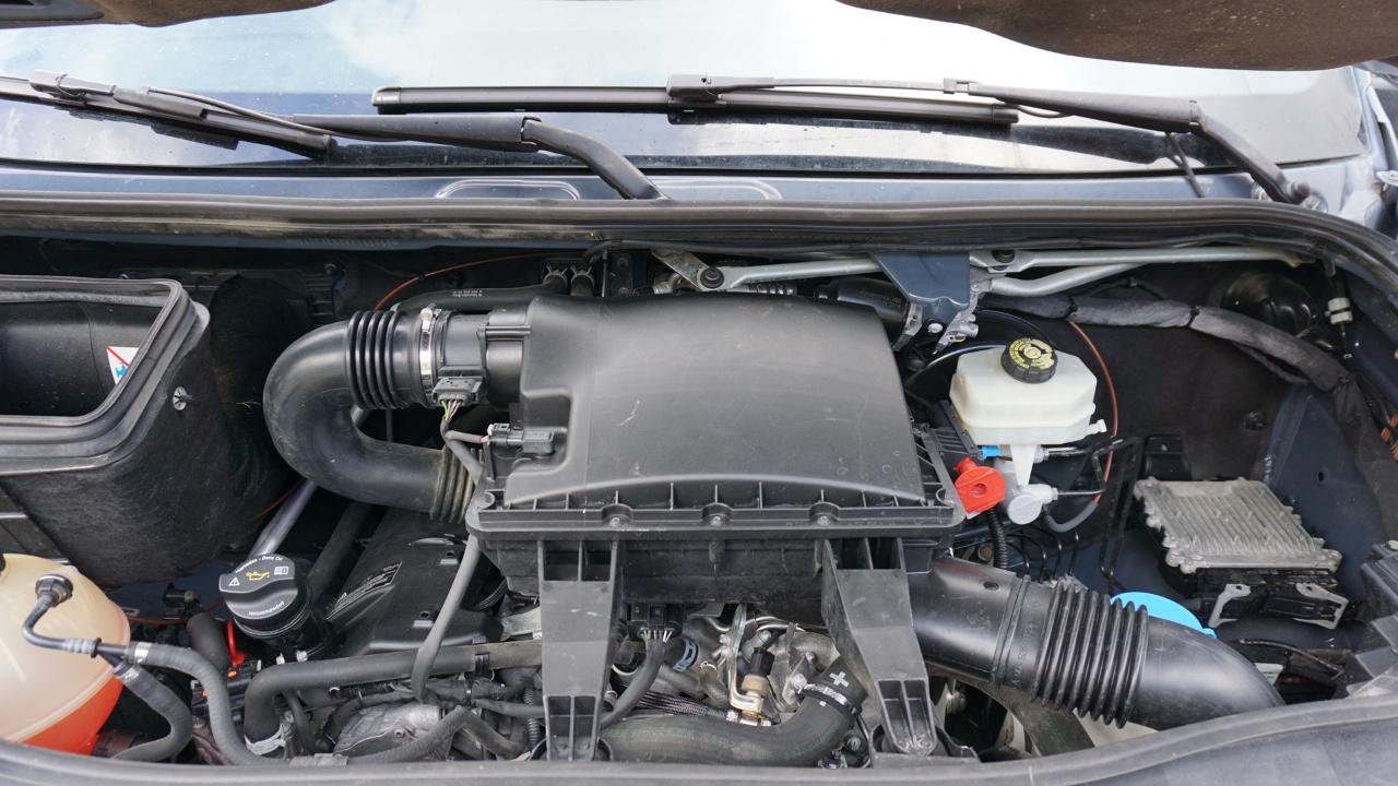 Mercedes-Benz Sprinter Van 2500 High Roof V6 170" RWD 2019