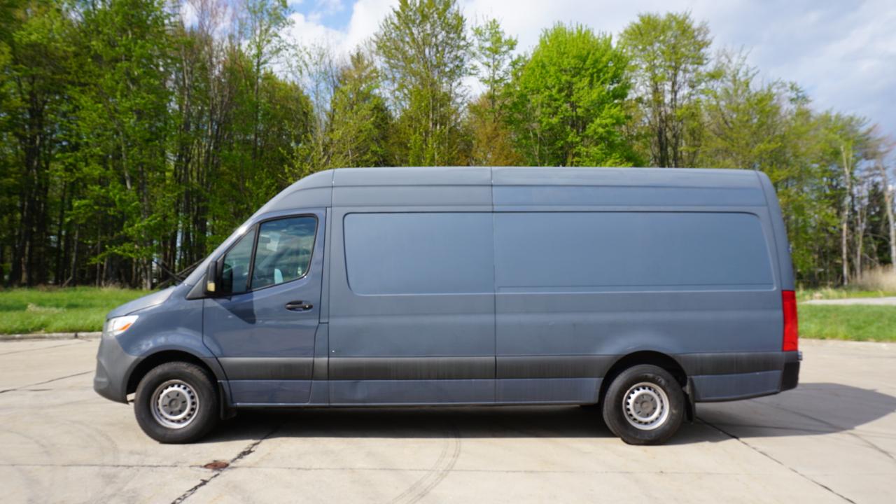 Mercedes-Benz Sprinter Van 2500 High Roof V6 170" RWD 2019