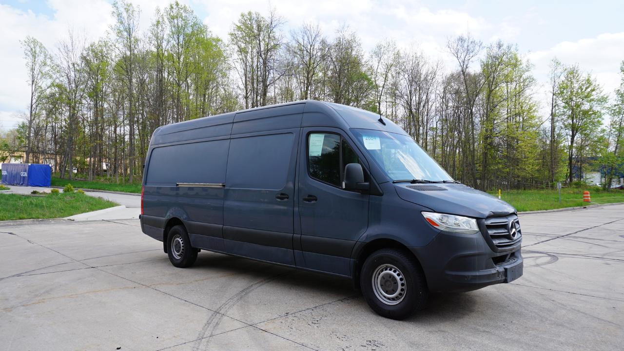 Mercedes-Benz Sprinter Van 2500 High Roof V6 170" RWD 2019
