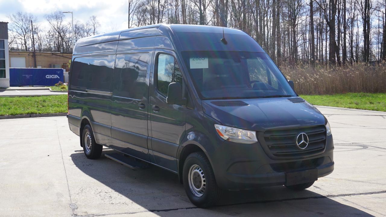 Mercedes-Benz Sprinter Van 2500 High Roof V6 170" RWD 2019