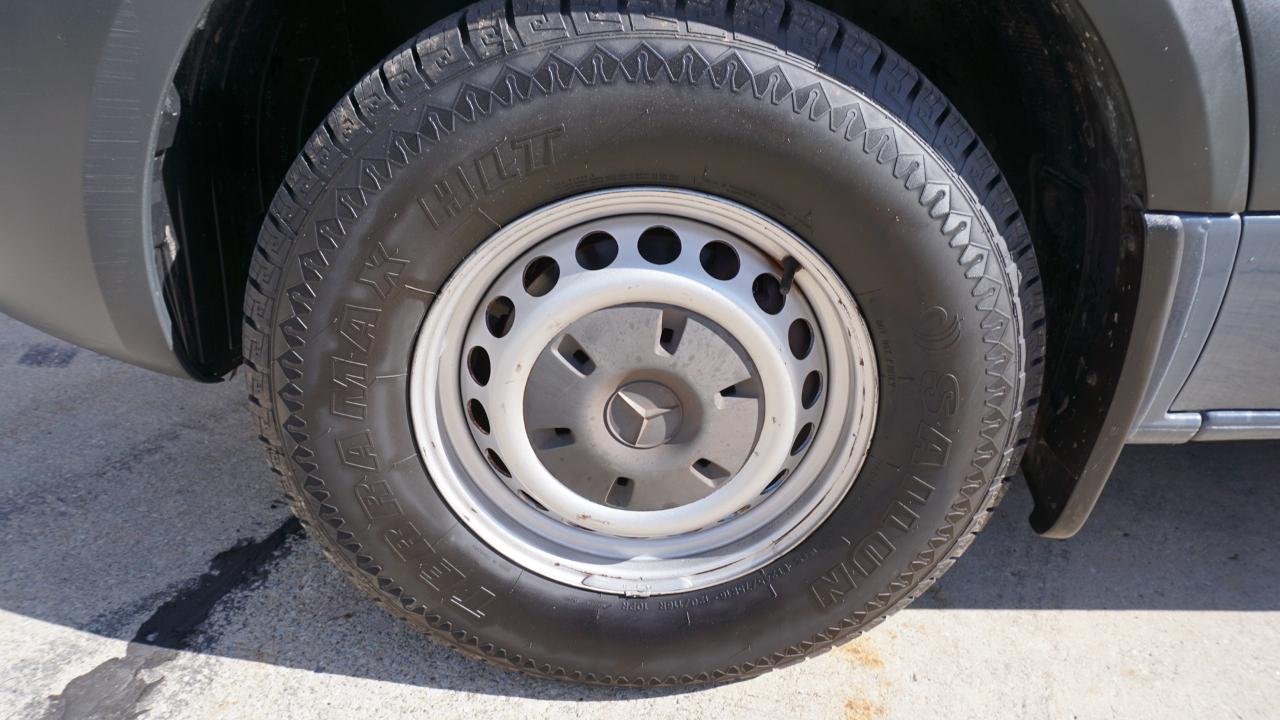 Mercedes-Benz Sprinter Van 2500 High Roof V6 170" RWD 2019